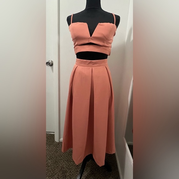 Showpo Coral A-Line Skirt Set - Picture 2 of 13